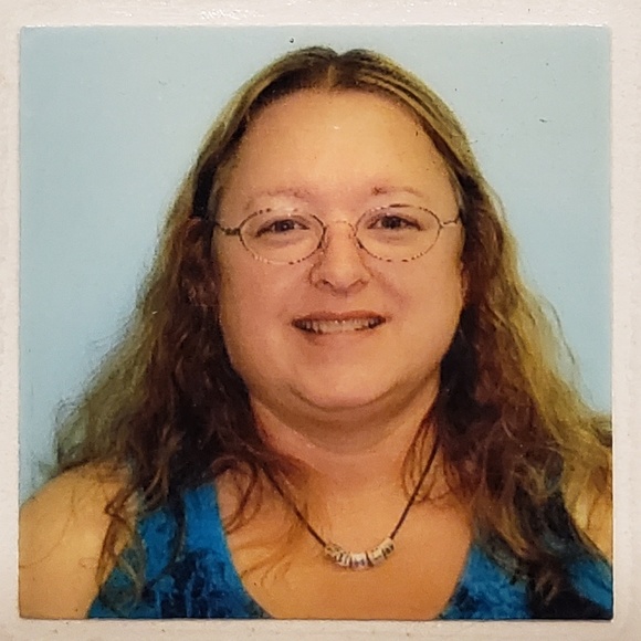 Meet your Posher, Misty - Picture 1 of 1